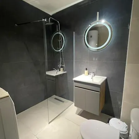 Sky View Center Apartamento Skopie