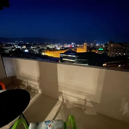 Sky View Center Apartamento Skopie