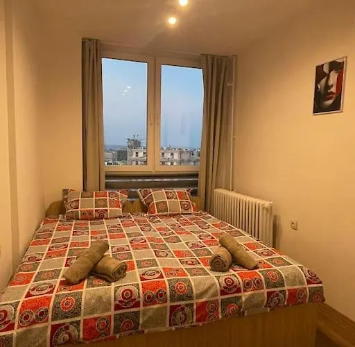 Sky View Center * סקופיה